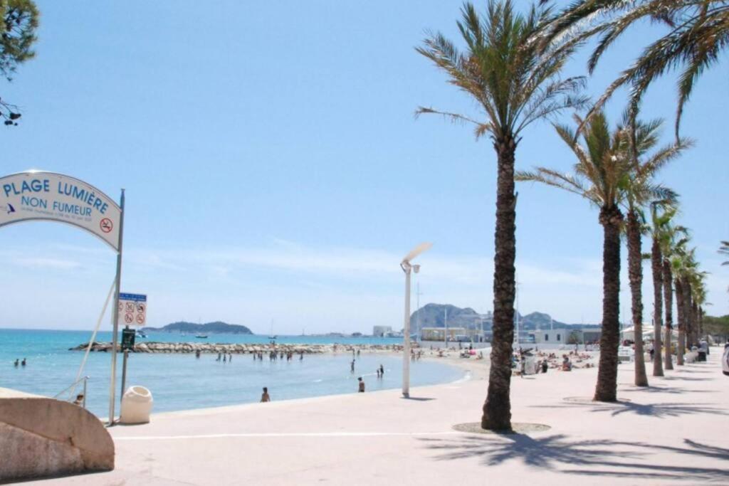 Blue Summer Vibes Mini Studio For Two, Ac, Parking, Beach At 50M, Spa Access -2 La Ciotat Luaran gambar