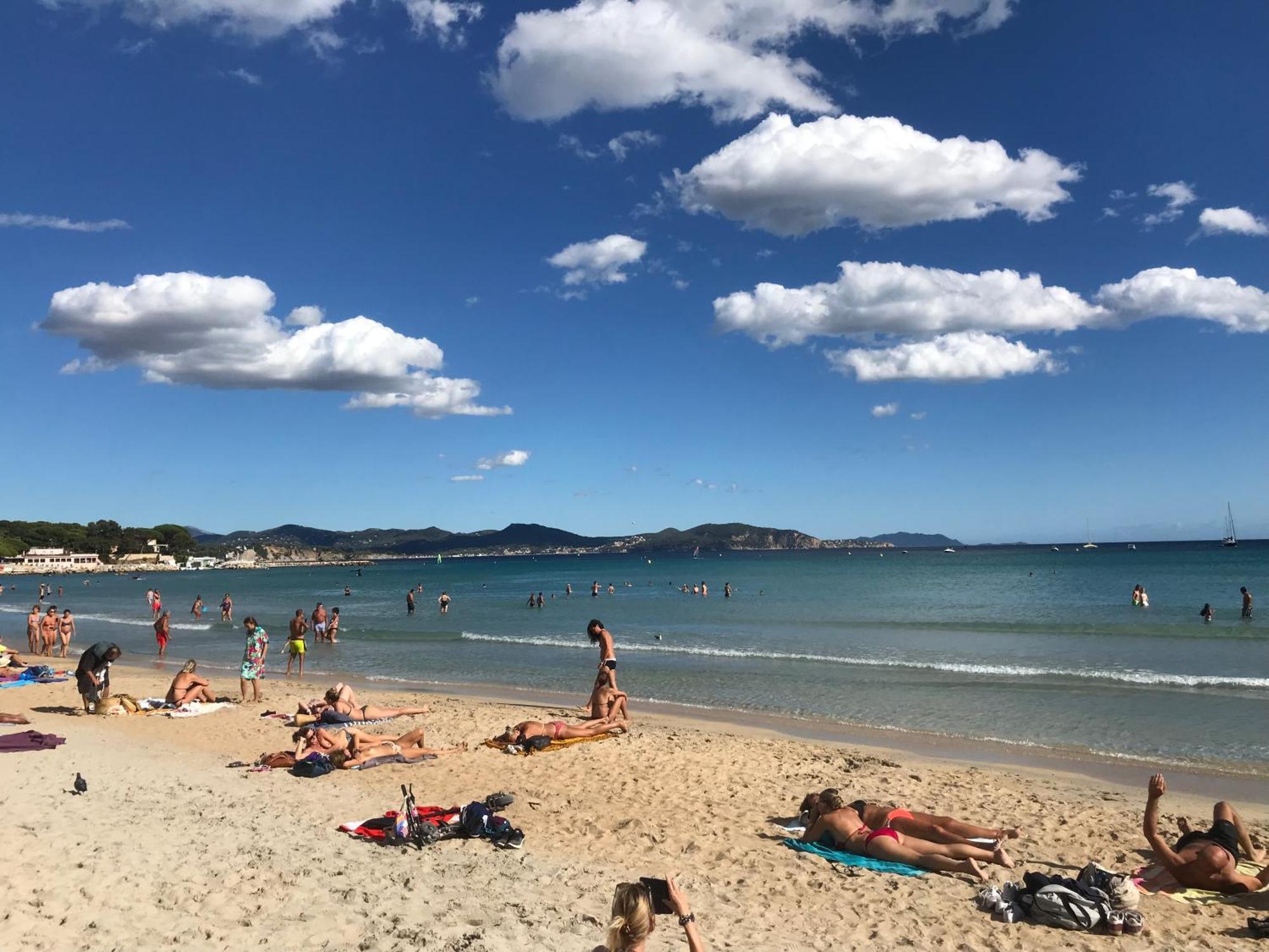 Blue Summer Vibes Mini Studio For Two, Ac, Parking, Beach At 50M, Spa Access -2 La Ciotat Luaran gambar